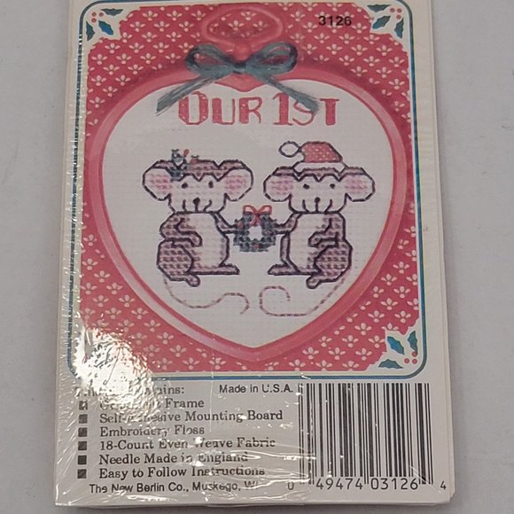 New Cross Stitch Our 1st Christmas Ornament Kit Red Green Mice Santa Wreath USA - Picture 1 of 7